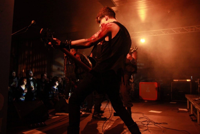 Necrotic Woods Live